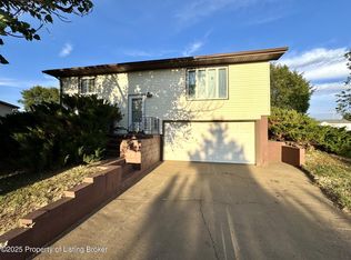 502 5th St NW, South Heart, ND 58655