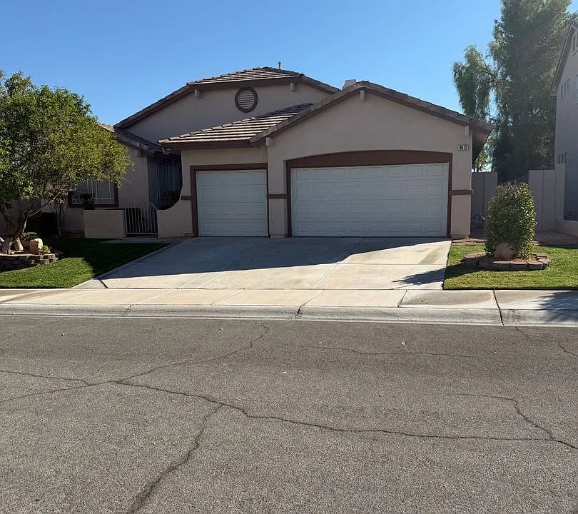 9613 Cherry Canyon Ave