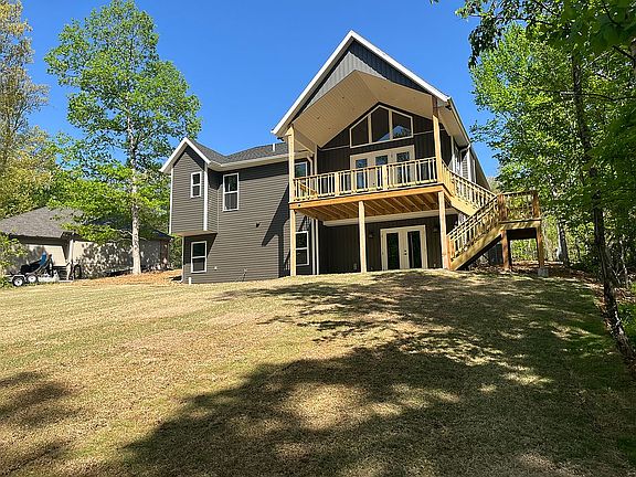 5th image of 8 Coylton Ln
