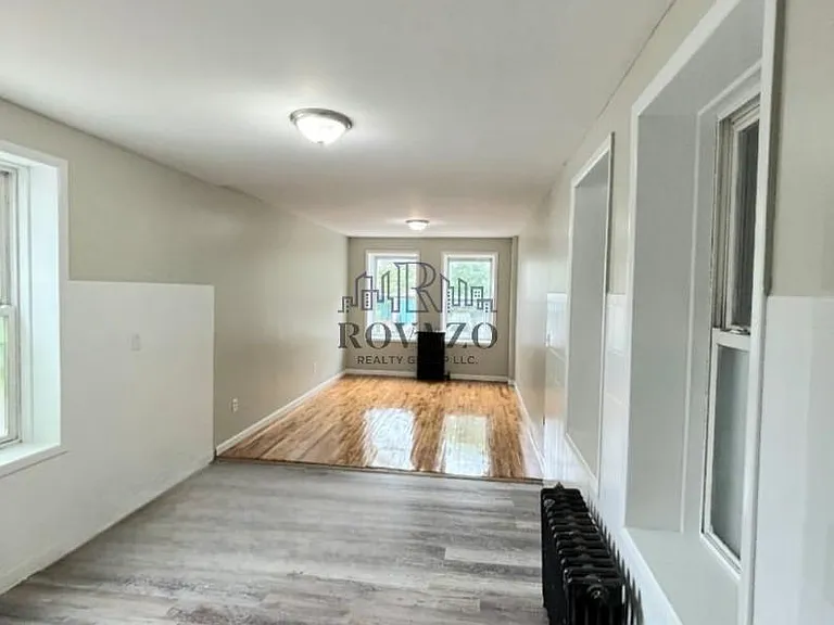76 N 9th St #1A — Photo 3