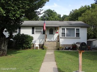 1957 Arlington Ave, Stroudsburg, PA 18360