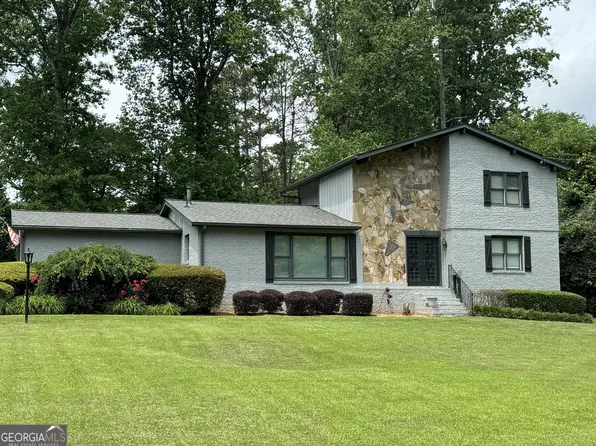 4036 Winding Valley Dr SE, Smyrna, GA 30082