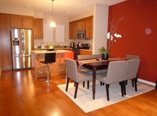 1922 Aberdeen Ln, Mountain View, CA 94043