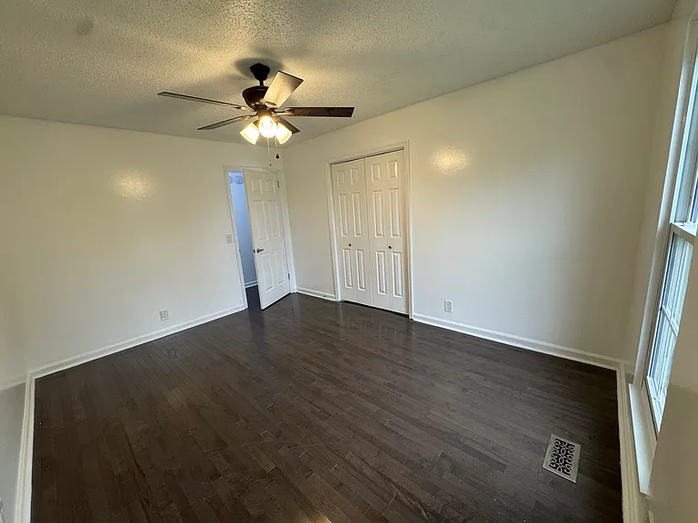 3624 Wood Bridge Dr — Photo 7