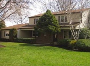 1343 Cory Dr, Fort Washington, PA 19034