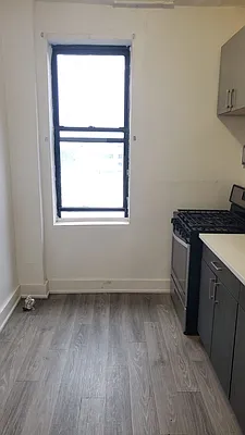 Rented by HFF Realty LLC | media 7