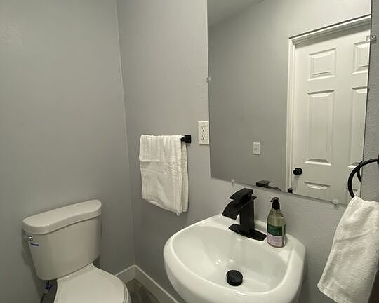 5th image of 3032 La Clede Ave Unit B