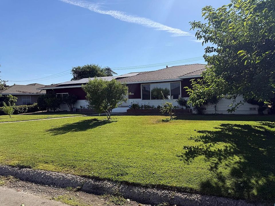 2nd image of 3017 Barnett St