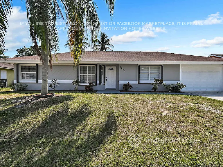 1296 Woodcrest Rd S — Photo 2