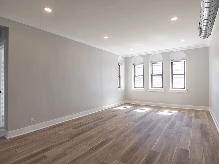 6148 N Francisco Ave — Photo 24