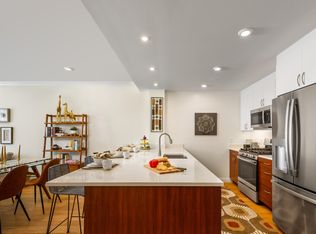 126 Gerry Rd #109, Chestnut Hill, MA 02467