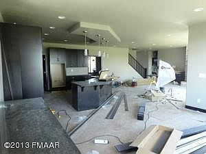 3rd image of 3401 Shadow Wood Ln E