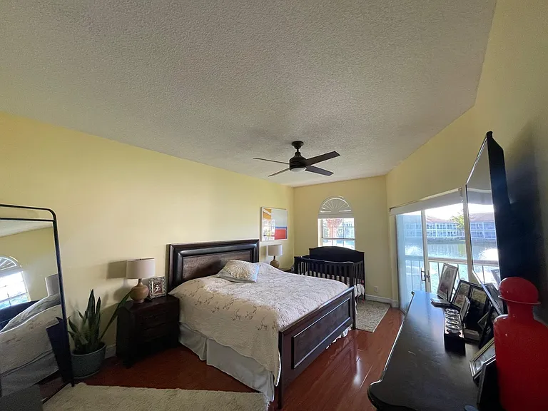 209 Cypress Point Dr — Photo 8