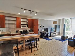 1217 Van Allen Mews NW, Atlanta, GA 30318