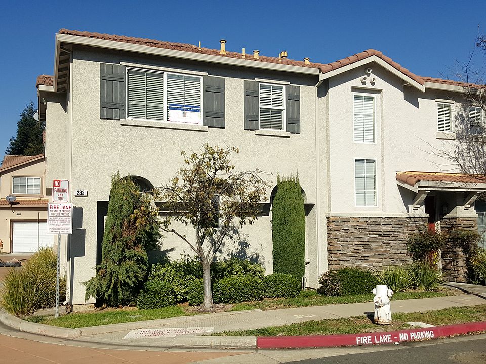 1st image of 233 Accolade Dr