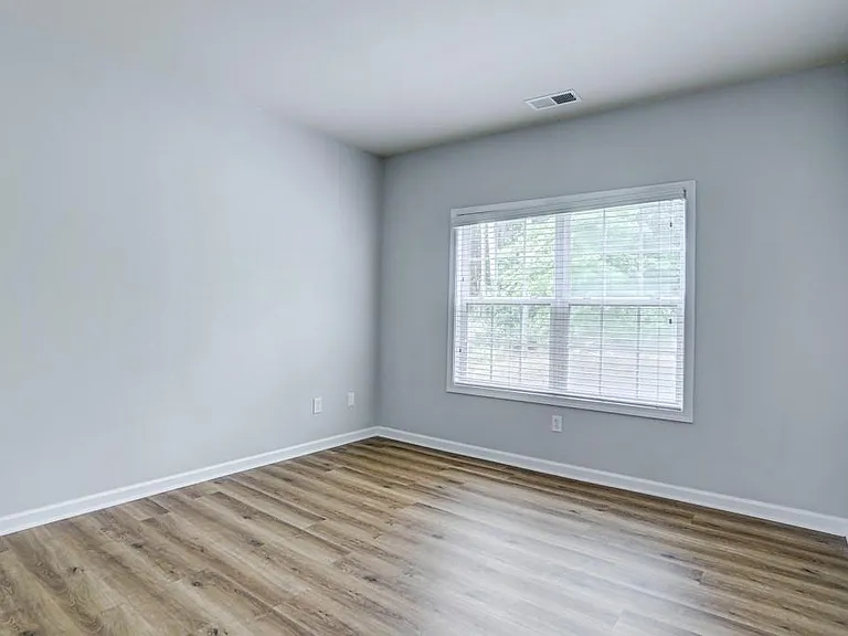 2860 Maple Springs Ct — Photo 6