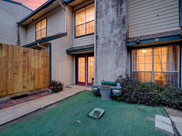 7145 Fair Oaks Ave #37, Dallas, TX 75231