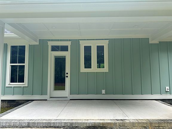 3rd image of 510 E Oliver Street