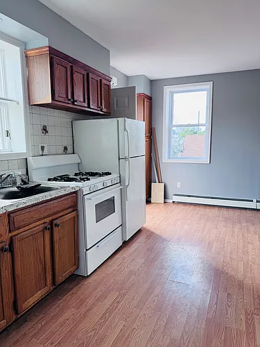 79 Saint Marys Ave Photo 1