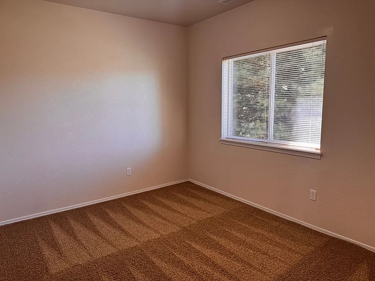 4326 Susie Vw — Photo 15