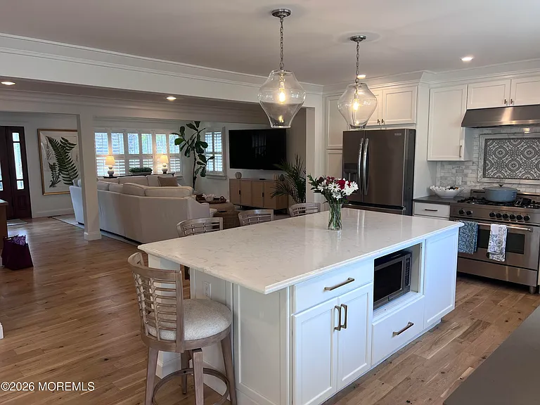 703 Boston Blvd — Photo 6