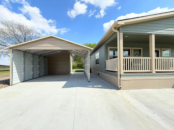7368 NE Berwick Dr #1, Ankeny, IA 50021