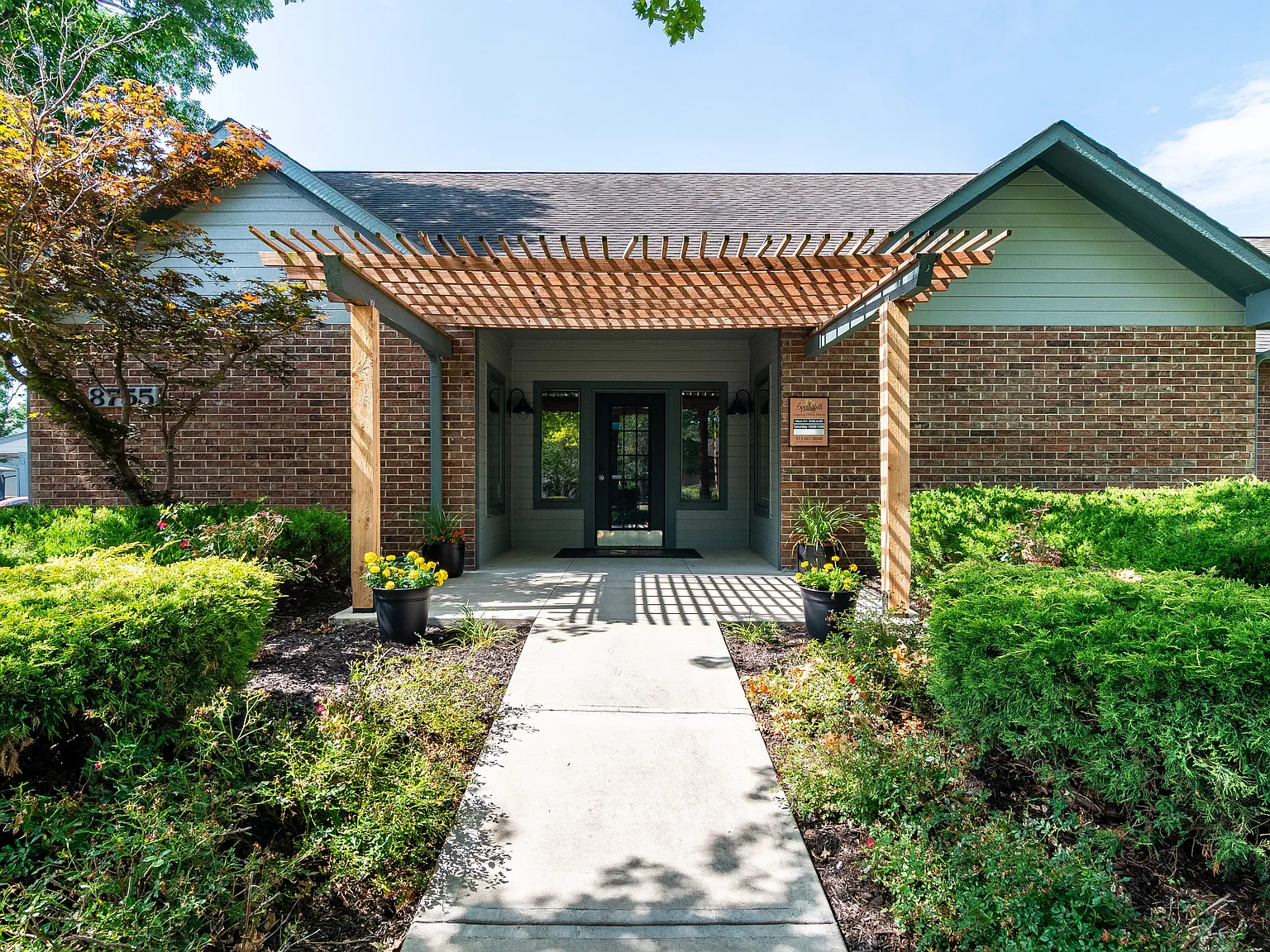 Springhill Apartments — Photo 4