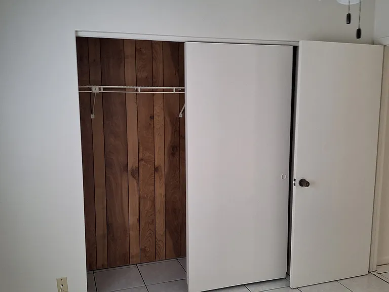 8678 Sunset Dr — Photo 16