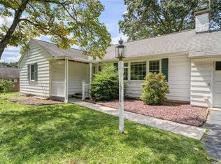 21 Woodside Dr, Warwick, NY 10990