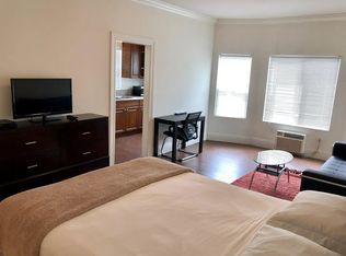 New Hampshire 618, Los Angeles, CA 90005