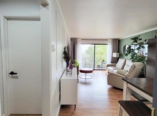4 Captain Dr UNIT 305, Emeryville, CA 94608