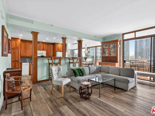 600 W 9th St APT 1512, Los Angeles, CA 90015