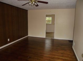 105 E Mimosa Dr, Jonesboro, GA