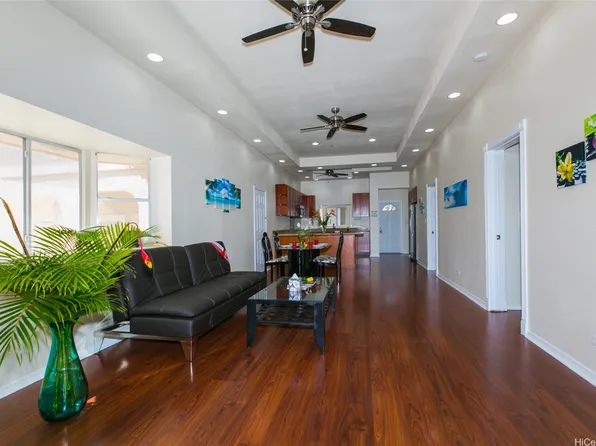 3741 Harding Ave, Honolulu, HI 96816