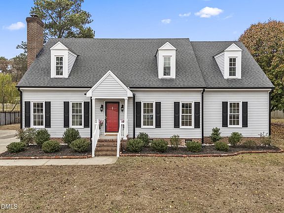 2nd image of 1213 Buxton Rd NW