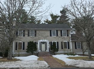 74 Rosecliff Ln, Manchester, NH 03109