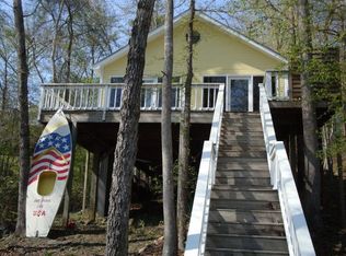225 Lakeview Dr, Dadeville, AL 36853