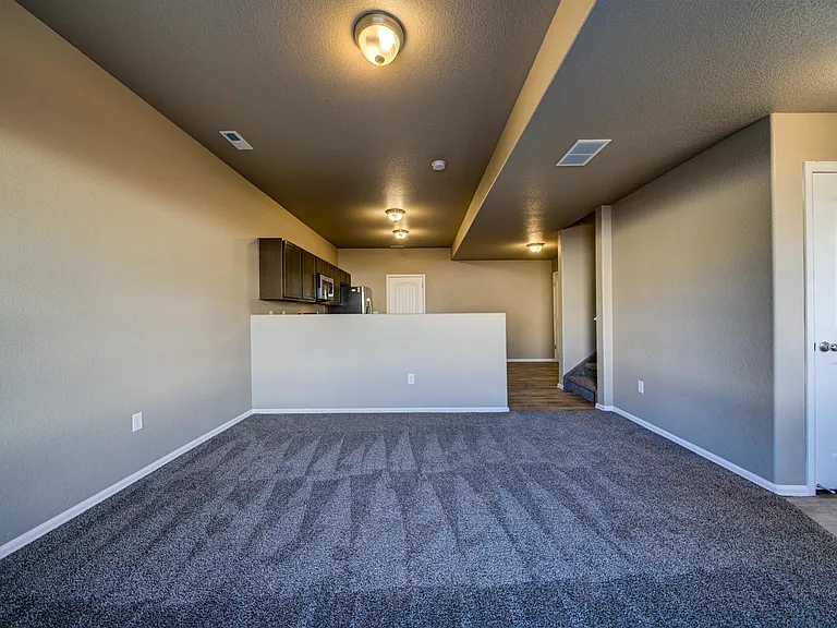 7685 Forest Meadows Ave — Photo 6