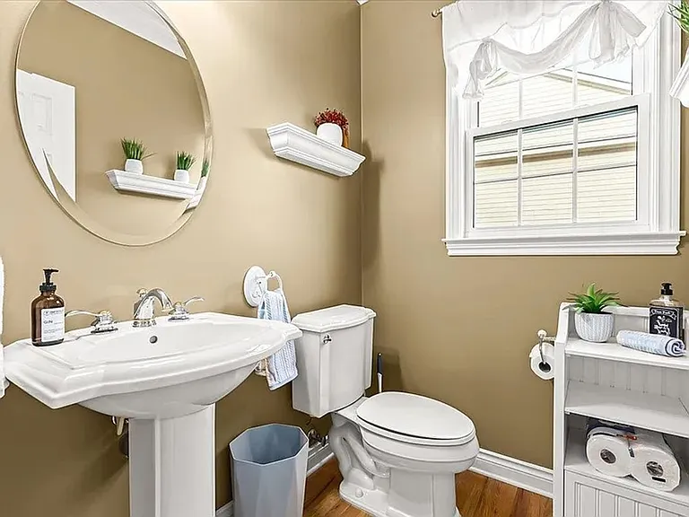 1515 Town Commons Dr — Photo 13
