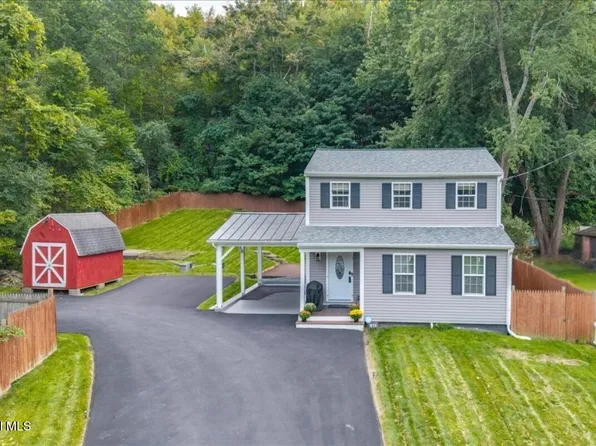 84 Plank Road, Poestenkill, NY 12140