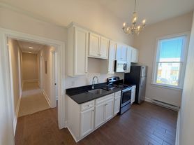 55 S Main St, Nazareth, PA