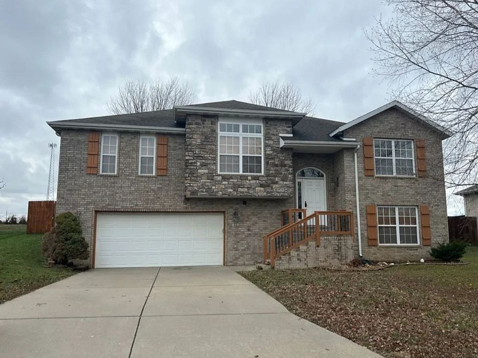 1st image of 979 S Ballard Dr