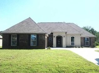 1424 Dominic Dr, Covington, LA 70435