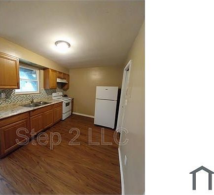2nd image of 228 S Saint Clair St #4