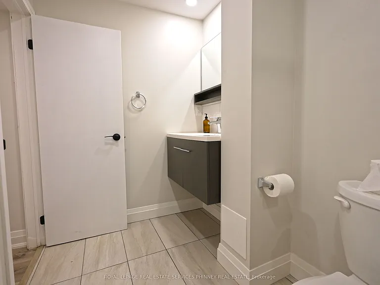 2392 Cashmere Ave #LOWER — Photo 11