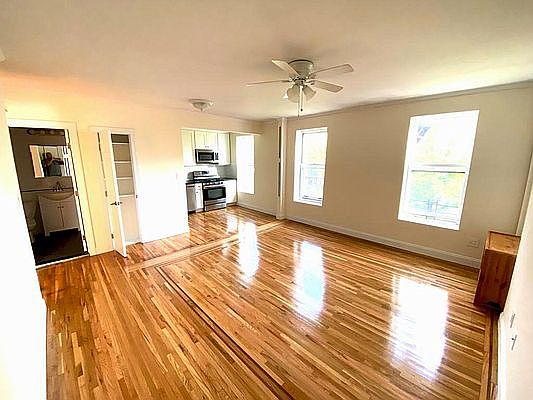 3rd image of 200 Sackett St APT 3F