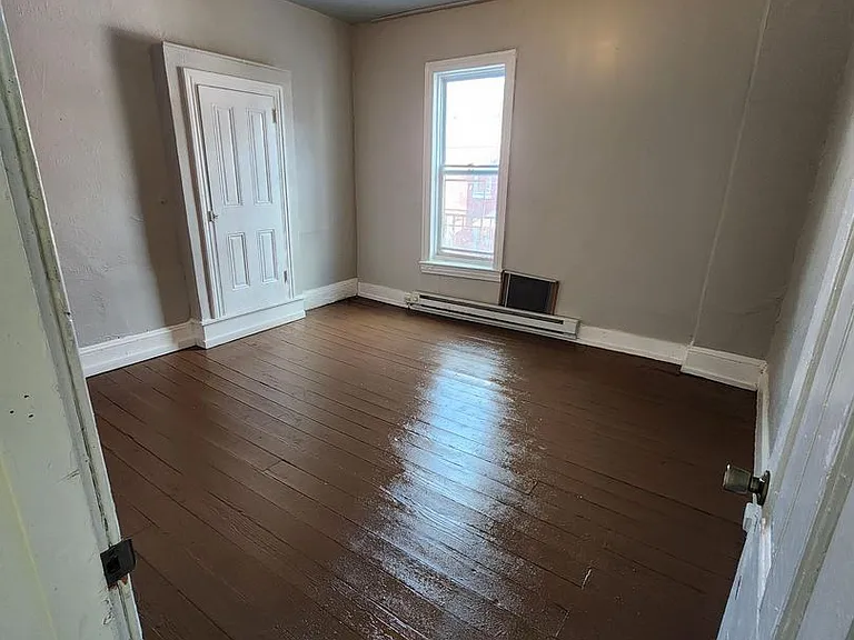 1023 Greenwich St — Photo 19