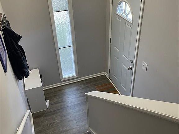 4th image of 5630 NW Hillside Dr