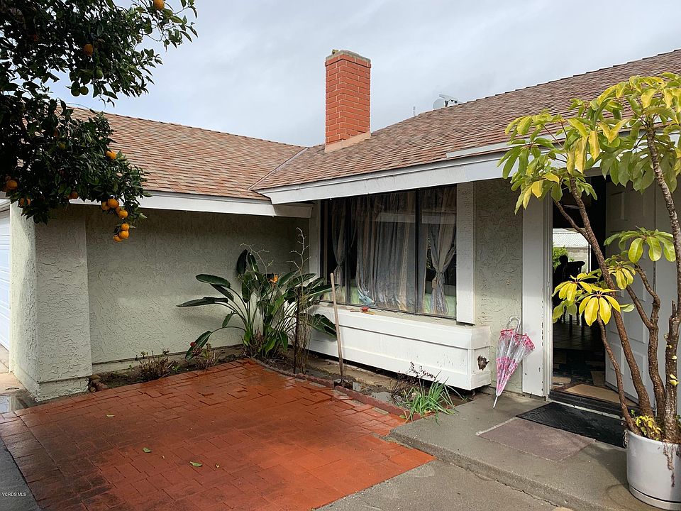 2nd image of 1484 Theresa St