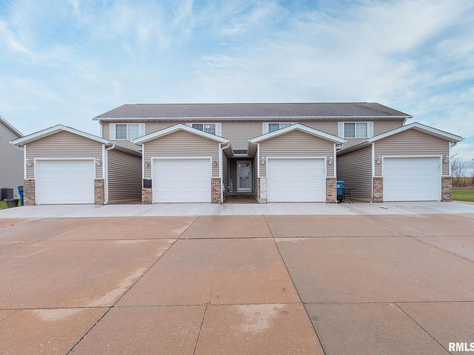 612 Prairie Meadow Dr, Blue Grass, IA 52726 Zillow